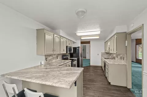 Kitchen - 3154 N 4750 E, Murtaugh, ID 83344 photo 1 of 2