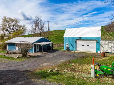 Exterior - 1161 Chaney Rd, Viola, ID 83872 photo 6 of 7