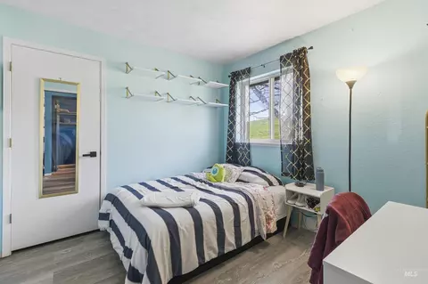 Bedroom - 1161 Chaney Rd, Viola, ID 83872 photo 6 of 6