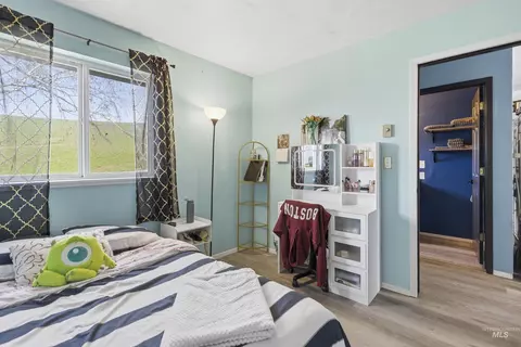 Bedroom - 1161 Chaney Rd, Viola, ID 83872 photo 5 of 6
