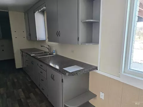 Kitchen - 14 E 100 S, Rupert, ID 83350 photo 1 of 2