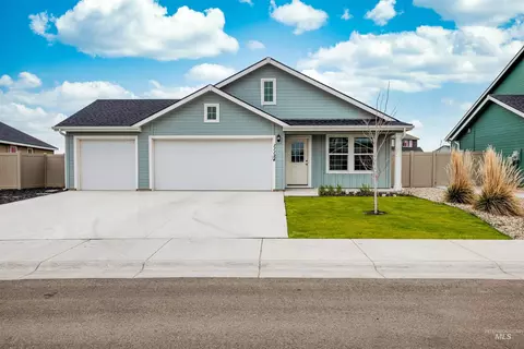 11124 Maroon Bells Dr, Caldwell, ID 83605
