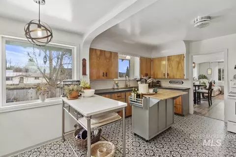Kitchen - 202 S School St, Cascade, ID 83611 photo 1 of 6