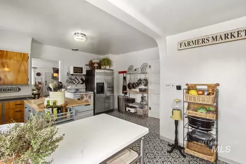 Kitchen - 202 S School St, Cascade, ID 83611 photo 6 of 6