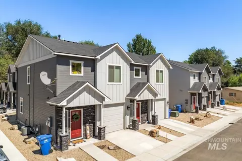 701 E Bates Ave, Parma, ID 83660