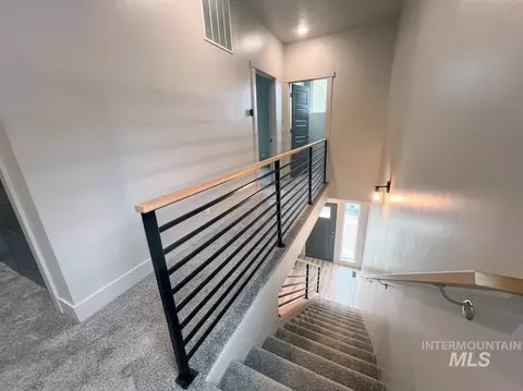 Entry Way - 705 E Bates Ave, Parma, ID 83660 photo 2 of 2