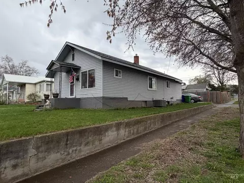 1602 14th Ave, Lewiston, ID 83501