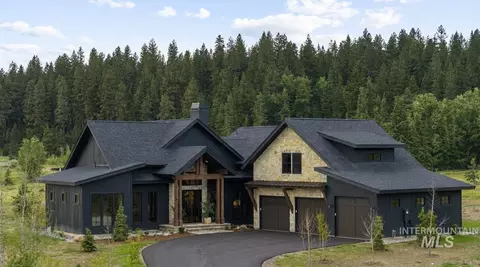 11 Larkspur, Mccall, ID 83638