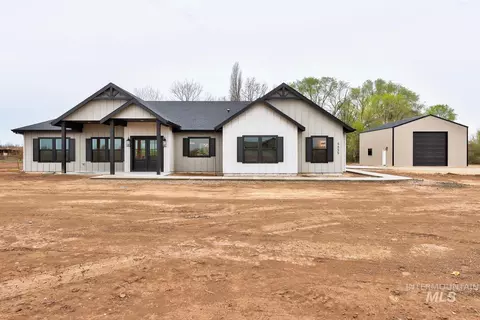 4655 E Idaho St, New Plymouth, ID 83655