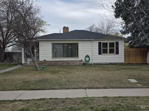 1518 E 9th Ave, Twin Falls, ID 83301