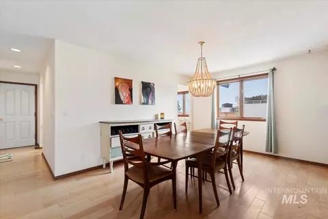 Dining - 15335 David St, Caldwell, ID 83607 photo 2 of 2