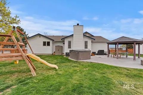 Exterior - 15335 David St, Caldwell, ID 83607 photo 8 of 14