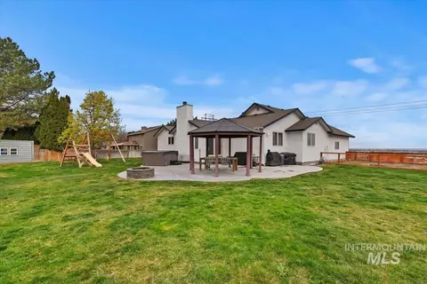 Exterior - 15335 David St, Caldwell, ID 83607 photo 5 of 14