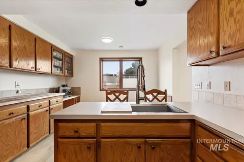 Kitchen - 15335 David St, Caldwell, ID 83607 photo 5 of 5