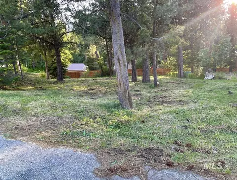 903 Divot Cir, Cascade, ID 83611 photo 6