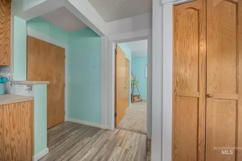 Entry Way - 148 N 20th St, Payette, ID 83661 photo 1 of 1