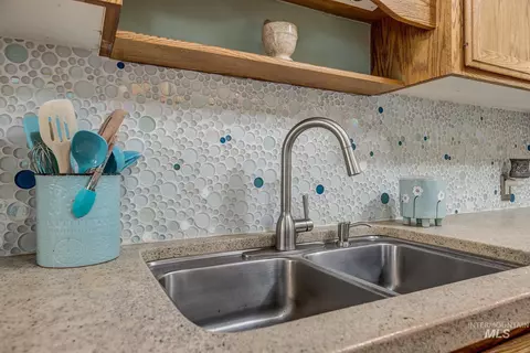 Kitchen - 148 N 20th St, Payette, ID 83661 photo 2 of 4
