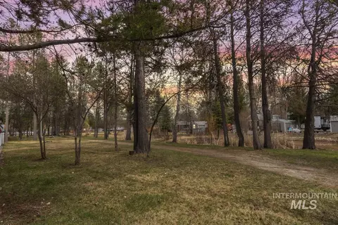 25 E St, Cascade, ID 83611 photo 13