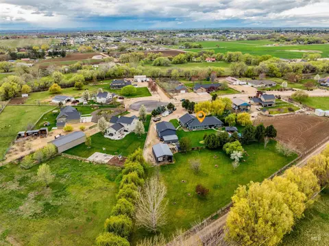 23824 Breyer Rd, Caldwell, ID 83607