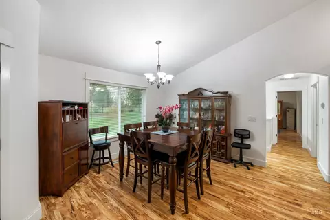 Dining - 23824 Breyer Rd, Caldwell, ID 83607 photo 2 of 3