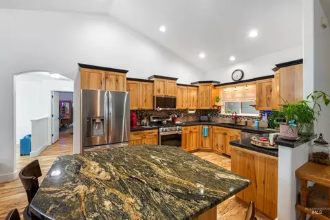 Kitchen - 23824 Breyer Rd, Caldwell, ID 83607 photo 3 of 3