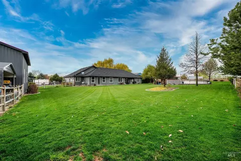 Exterior - 23824 Breyer Rd, Caldwell, ID 83607 photo 5 of 10