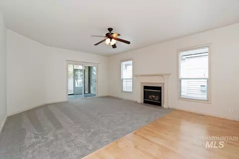 Living - 356 S Golden Eagle Ln, Eagle, ID 83616 photo 1 of 5