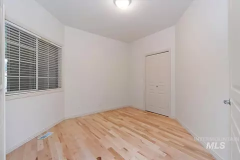 Bedroom - 356 S Golden Eagle Ln, Eagle, ID 83616 photo 1 of 5