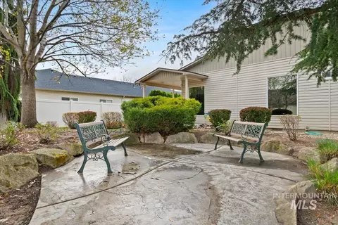 Exterior - 356 S Golden Eagle Ln, Eagle, ID 83616 photo 9 of 12