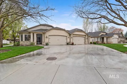 Exterior - 356 S Golden Eagle Ln, Eagle, ID 83616 photo 11 of 12
