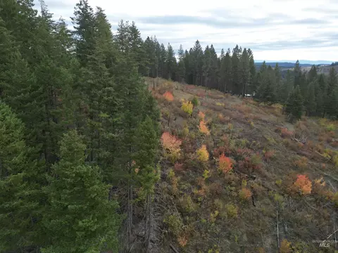 905 Hidden Valley Ln, Weippe, ID 83553 photo 12