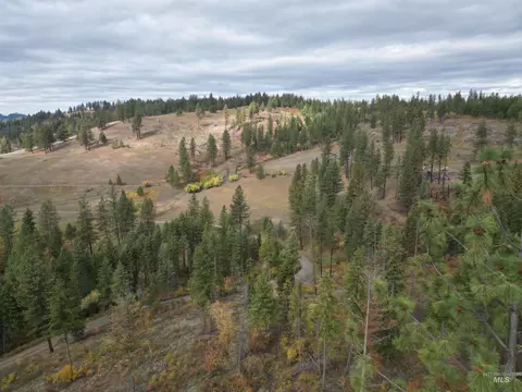 905 Hidden Valley Ln, Weippe, ID 83553 photo 9