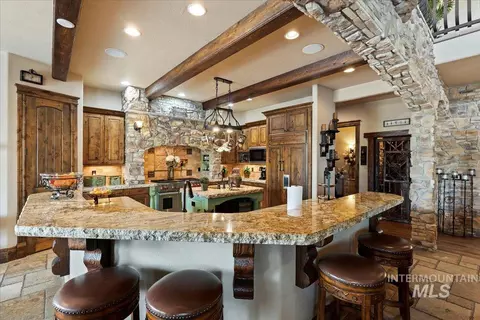 Kitchen - 480 E Laguna Shore Ln, Eagle, ID 83616 photo 5 of 5