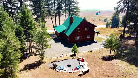 1539 W Mountain Rd, Donnelly, ID 83615