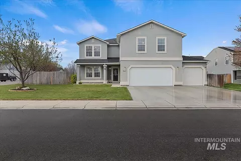362 Lil Robert Ct, Kuna, ID 83634