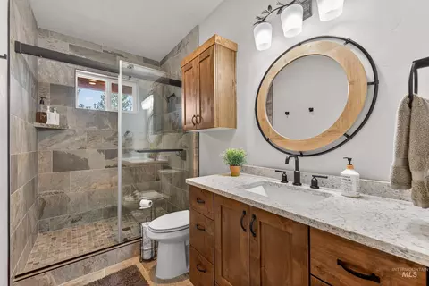 Bath - 10191 Timberrim Dr, Cascade, ID 83611 photo 1 of 1