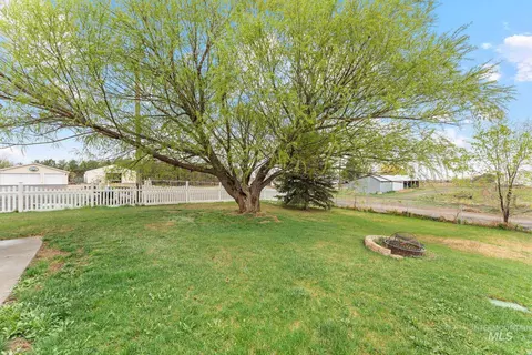 Exterior - 508 Silver Beach Dr, Jerome, ID 83338 photo 2 of 6