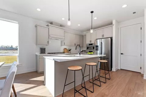 Kitchen - 2045 W Freya Ct, Eagle, ID 83616 photo 1 of 4