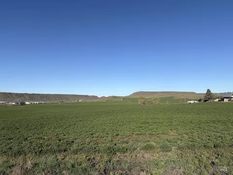 tbd S Thacker Rd, Hammett, ID 83627