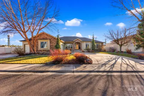2021 W Sagwon Dr, Kuna, ID 83634