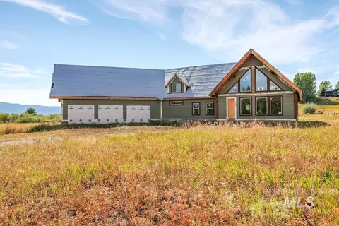 14003 Easy St, Mccall, ID 83638