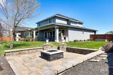 Exterior - 2097 N World Cup Way, Eagle, ID 83616 photo 6 of 10