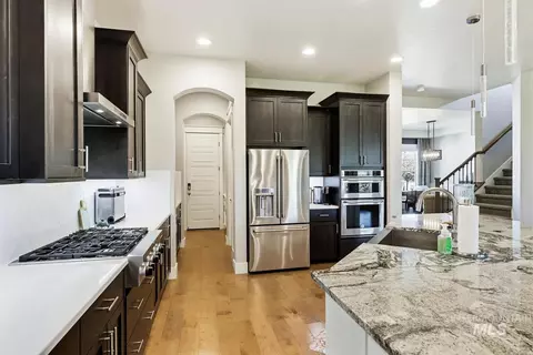 Kitchen - 2097 N World Cup Way, Eagle, ID 83616 photo 4 of 6