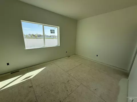 Bedroom - 1317 E 18th Ave, Jerome, ID 83338 photo 2 of 6