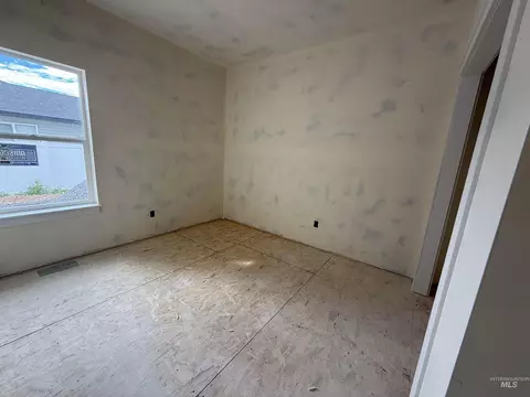 Bedroom - 1317 E 18th Ave, Jerome, ID 83338 photo 1 of 6