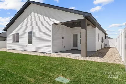 Exterior - 1317 E 18th Ave, Jerome, ID 83338 photo 3 of 6