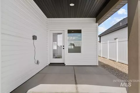 Exterior - 1317 E 18th Ave, Jerome, ID 83338 photo 2 of 6