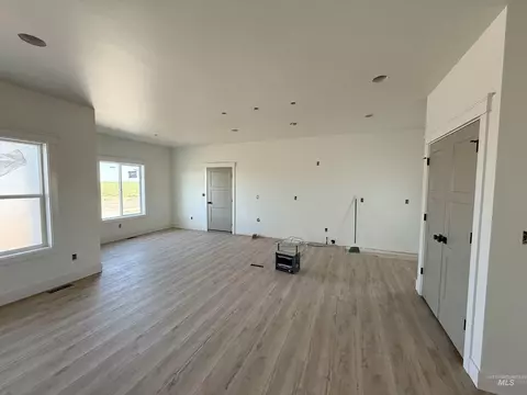 Living - 1331 E 19th Ave #LOT 4 BLOCK 9, Jerome, ID 83338 photo 1 of 3