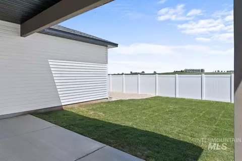 Exterior - 1331 E 19th Ave #LOT 4 BLOCK 9, Jerome, ID 83338 photo 4 of 5