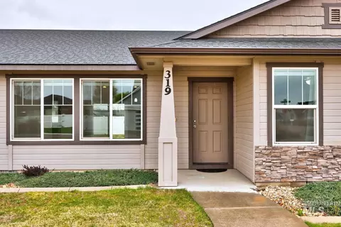 319 Magnolia Ave, Fruitland, ID 83619